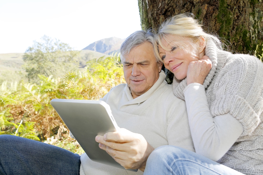 Keeping Senior Citizens Safe When They Venture Online