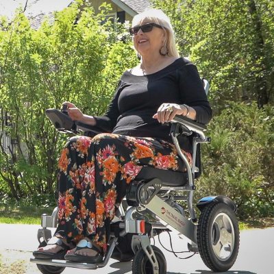 TravelBuggy-CITY-Electric-_Wheelchair_2